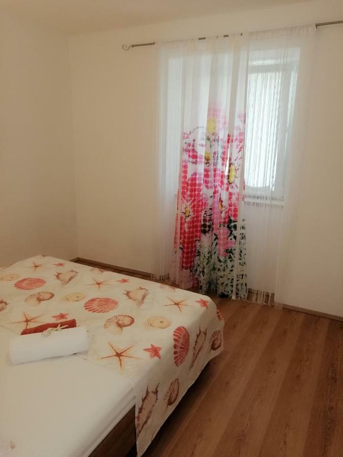 Apartments Martina Banjole Exterior photo